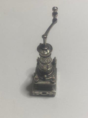 medusa oro - Koffiemolen - .925 zilver, Antiek en Kunst