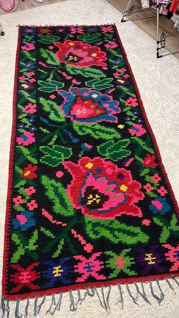 Vloerkleed - 270 cm - 116 cm, Nieuw