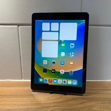 Apple iPad (5th Generation) 128GB Wifi - Mobiele telefoon