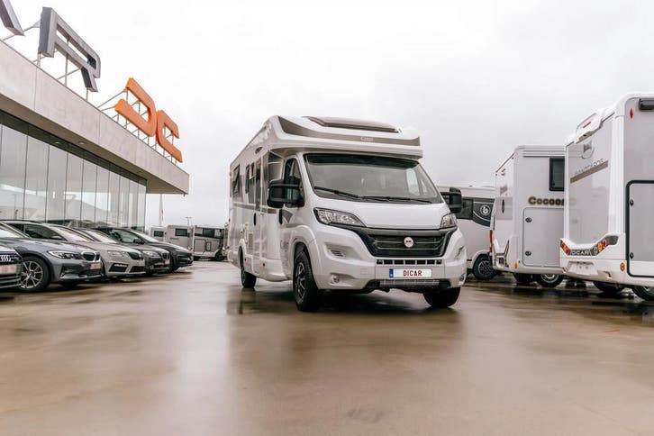 Mclouis Carat 473 nieuw met daginschrijving buitenkans 38774, Caravanes & Camping, Camping-cars