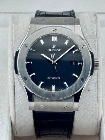 Hublot - Classic Fusion Automatic Titanium - 542.NX.1171.LR, Nieuw