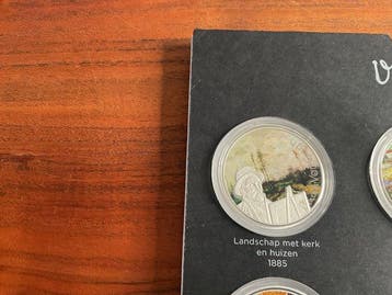 Pays-Bas. 6 penningen met schilderijen van Vincent van Gogh.