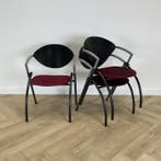 Vepa Alpine vergaderstoel / stapelstoel, rood - antraciet, Huis en Inrichting, Stoelen, Gebruikt, Zwart, Hout, Eén