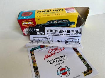 Corgi Toys 1:43 - Modelauto (2) - Mercedes-Benz 600 Pullman,, Nieuw