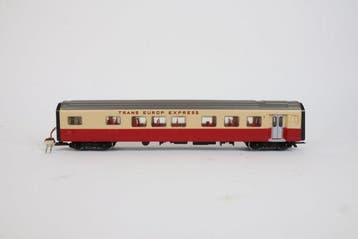 Märklin H0 - 4071 - Wagon de passagers pour trains, Hobby & Loisirs créatifs, Trains miniatures | HO