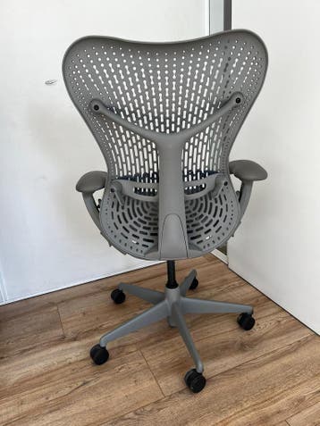 Ergonomische Bureaustoel - Herman Miller Mirra - Design, Verzenden, Bureaustoel