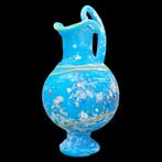 Decoratieve kan/karaf vervaardigd uit Boheems opaline glas -, Antiquités & Art