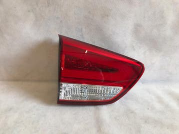 Kia Carens IV 13-16 achterlicht links binnen LED Europa, Auto-onderdelen, Verzenden, Gebruikt