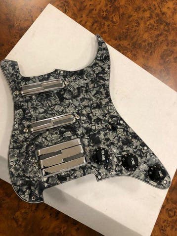 LACE - Alumitone+pickguard Ssh Black Pearl/chrom - -, Musique & Instruments