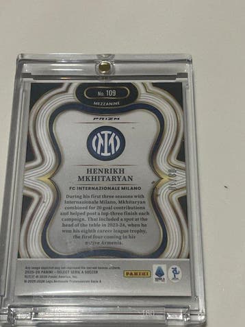 2025/26 Panini Henrikh Mkhitaryan 8/10 Parallel card, Foil,, Nieuw