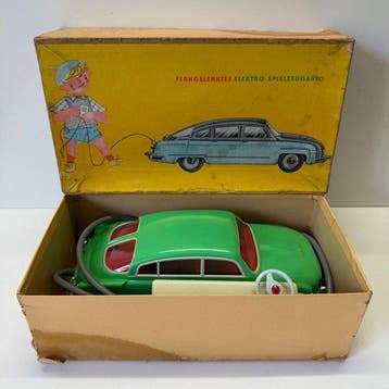 Presu (VEB Press-Spritzwerk Suhl, DDR) - Speelgoedauto