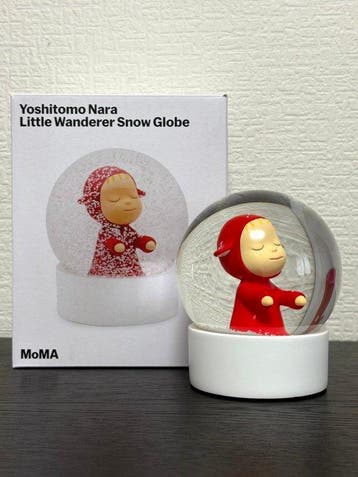 Yoshitomo Nara (1959) - Little Wanderer snow globe