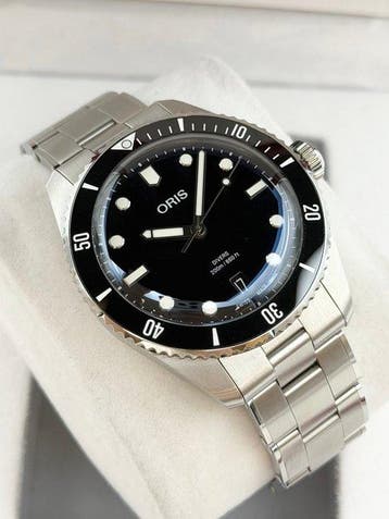 Oris - Divers Date - 01.733.7795.4054 - Unisex - 2025, Nieuw