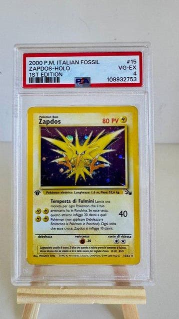Pokémon - 1 Graded card - Zapdos 1st edition #15 Holo - PSA
