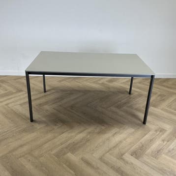 Ahrend  kantinetafel 160x100 cm, grijs - antraciet, Bureau