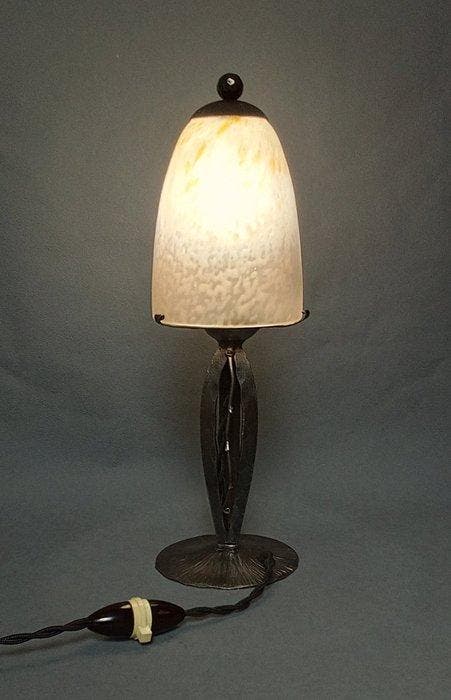 Charles Schneider - Lamp - Smeedijzer en glaspasta, Antiek en Kunst, Kunst | Designobjecten