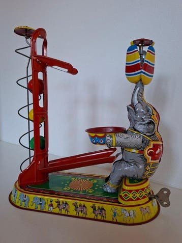 Blömer & Schuler - Circus olifant balspel - Opwindbaar