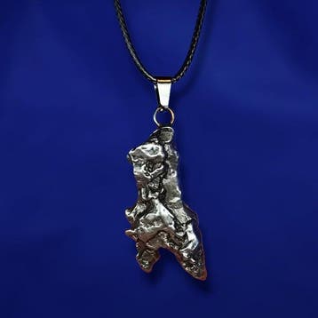 Pendentif en météorite authentique. CAMPO DEL CIELO, Collections