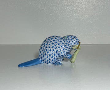 Herend - Beeldje - Beaver Blue Fishnet pattern with 24k gold