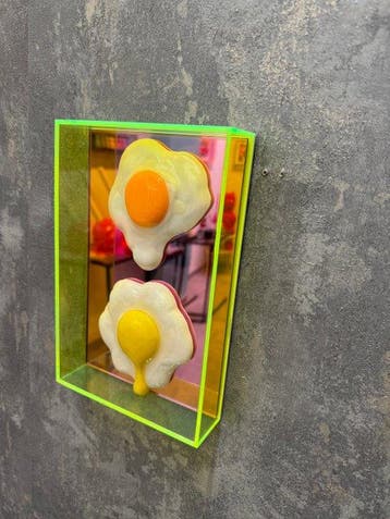 KIRAS - “Colazione Pop – Double Eggs” lime, Antiek en Kunst