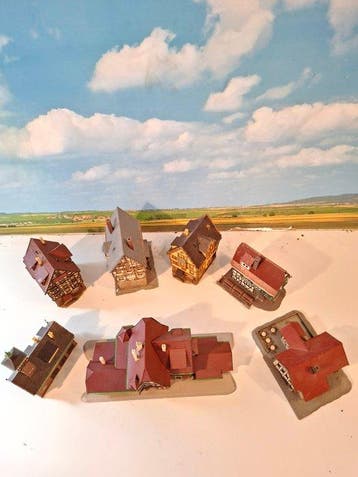 Vollmer, Kibri, Pola N - Bâtiments pour trains miniatures