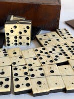 Tafelmiddenstuk - Antiek spel - Domino, late 19e eeuw - Eik, Antiek en Kunst