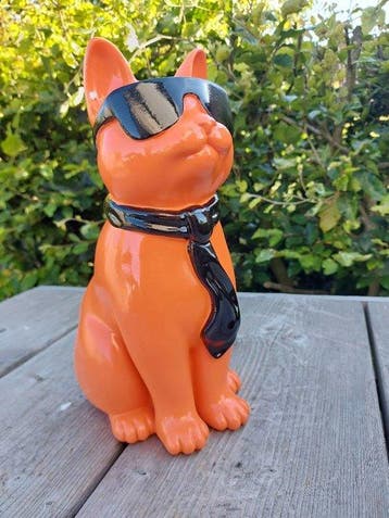 Statue, orange cat with tie and sunglasses - 29 cm -
