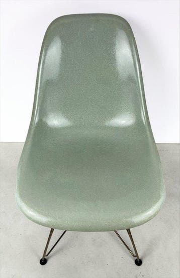 Vitra - Charles & Ray Eames - Chaise - DSR - Fibre de verre,