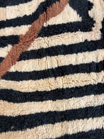 Collector Abstract Marokkaans Tapijt – Grafisch Zwart en, Huis en Inrichting, Stoffering | Tapijten en Vloerkleden, Nieuw