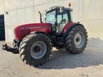 Massey Fergusson - MF8240 - 4-Wheel Drive Tractor - 2002, Nieuw