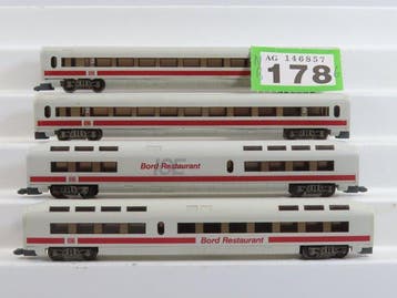 Trix N - Rame automotrice (4) - 4× voitures intermédiaires