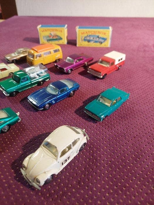 Matchbox 1:64 - Modelauto (14) - Crash tender doos is leeg., Hobby & Loisirs créatifs, Voitures miniatures | 1:5 à 1:12