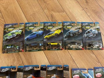 Hot Wheels 1:64 - Modelauto (17) - Audi - Ford, Fiat, Jaguar, Nieuw