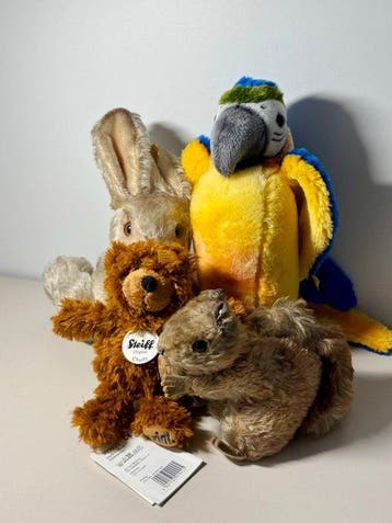 Steiff - Speelgoed Parrot, Bear, Rabbit, Squirrel - Lot of 4