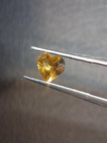 Natural Citrine Gemstone – Faceted Heart Cut 6x6 mm Yellow |, Verzenden