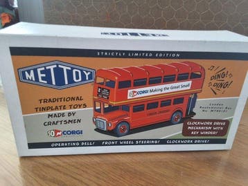 Mettoy, Corgi Pas à léchelle - Voiture miniature - Mettoy