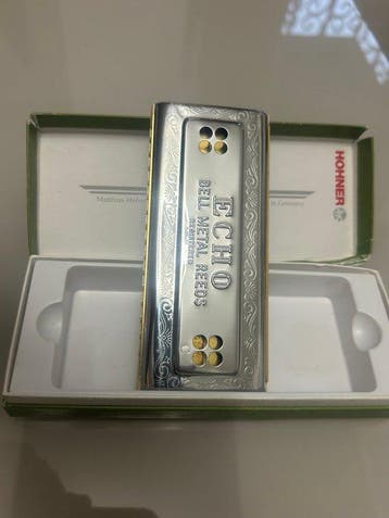 Hohner - Echo Harp Tremolo 54/64 CG - - Mondharmonica -, Muziek en Instrumenten, Nieuw