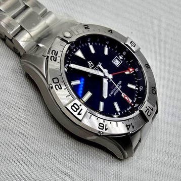 Breitling - Avenger Automatic GMT 44 - A32320101B1A1 - Homme, Nieuw