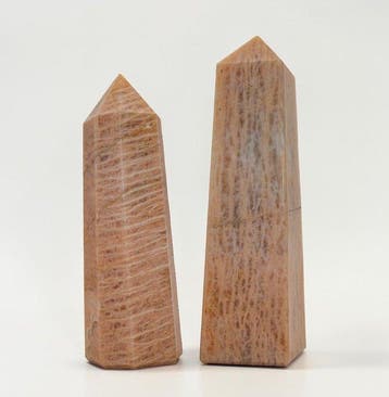 Uitzonderlijke maansteenkristal obelisk-set –