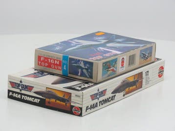 Schaal 1:72 Airfix 503 Income IE1508 Top Gun set F-16N /..., Hobby en Vrije tijd, Modelbouw | Vliegtuigen en Helikopters, Ophalen of Verzenden