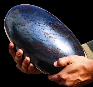 Enorme 17,4 kg zilveren hematiet kristal lingam - 28 cm -