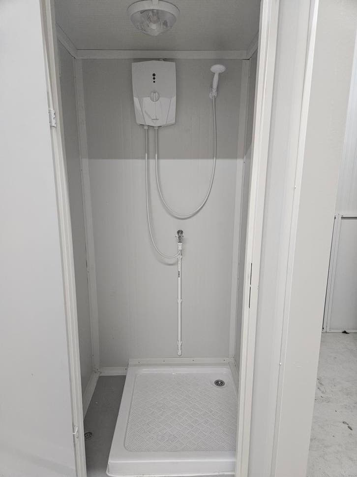 mobiele douche container kabine sanitair unit mobiel douchen, Doe-het-zelf en Bouw, Sanitair, Nieuw, Douche, Ophalen of Verzenden