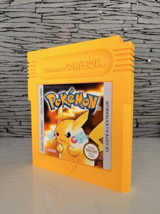 L.M ARTS - Game Boy Pokémon yellow XXL, Antiek en Kunst, Kunst | Designobjecten