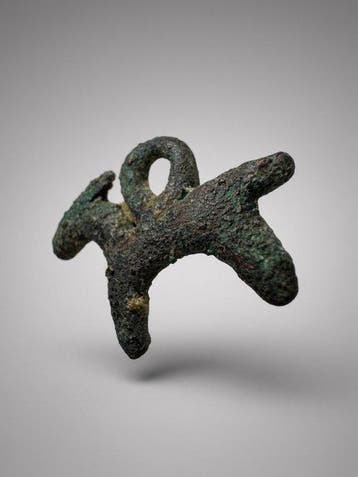 Bronstijd / IJzertijd oude West-Aziatische dierhanger/amulet