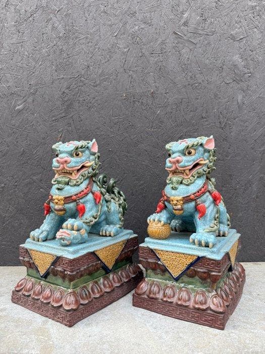 Pair of Chinese Glazed Ceramic Guardian Lions - Aardewerk -, Antiek en Kunst, Antiek | Overige Antiek