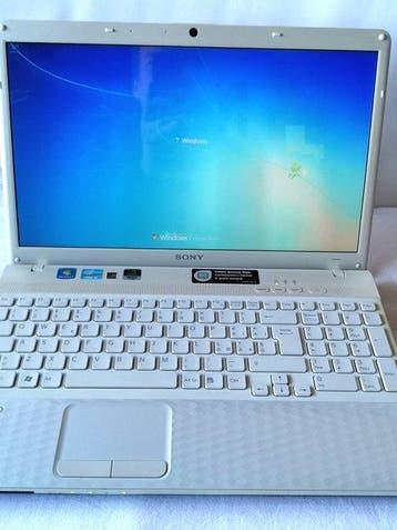 Sony Anniversary Vaio Intel Core i3 2,2 GHz 4gbRam 500hd, Nieuw
