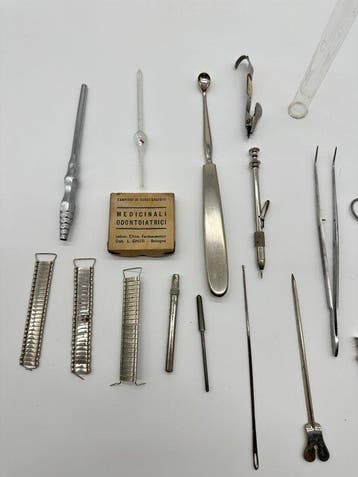 Instrument médical (20) - Acier - Lotto Strumenti Sanitari