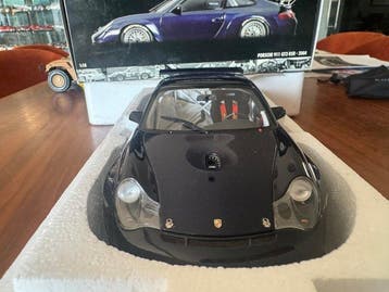 Minichamps 1:18 - Modelauto - Porsche 911 GT3 RSR 2004, Nieuw