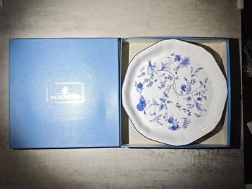 Wedgwood - Bord - Blue Plum Series Octagonal Plate -