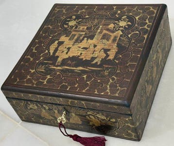 Doos - Hout, Goud, lak, Fluweel - Chinoiserie-doos